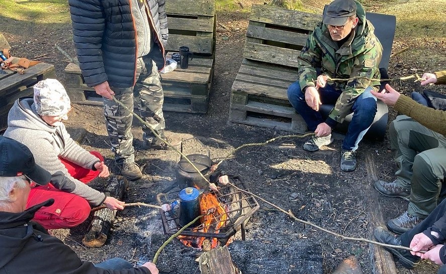 En som rækker ud - Fællesskabet uden forventningspres